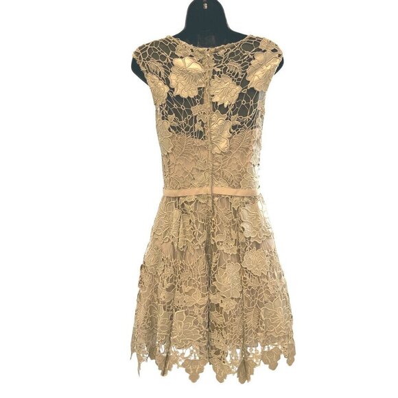 Jovani womens cocktail dress size 4 flesh  color  34ch 26w 36h  39L - Picture 2 of 11